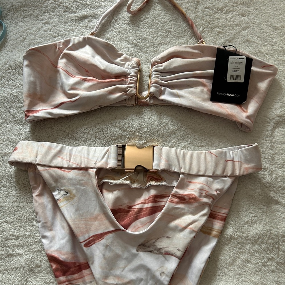 Brand new fashion nova cut out bikini